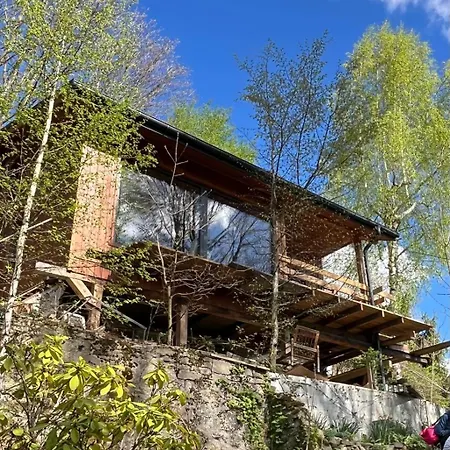 Nad Jeziorem W Gorach Ferienhaus *