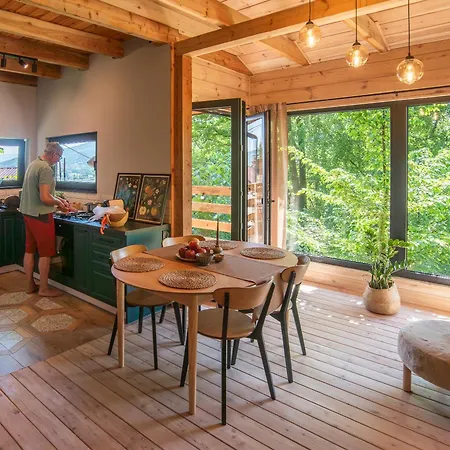 Holiday home Nad Jeziorem W Gorach