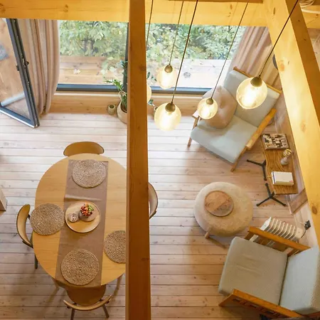 Nad Jeziorem W Gorach Holiday home *