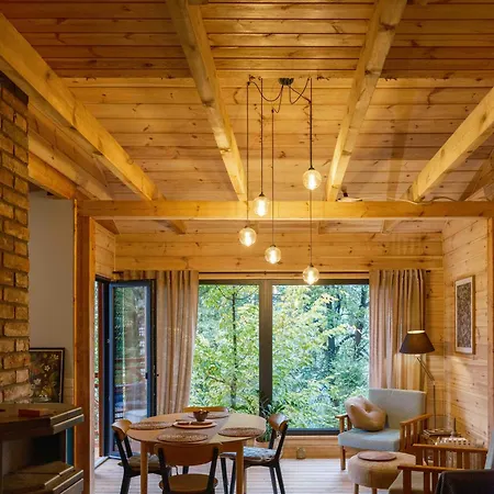 Nad Jeziorem W Gorach Ferienhaus