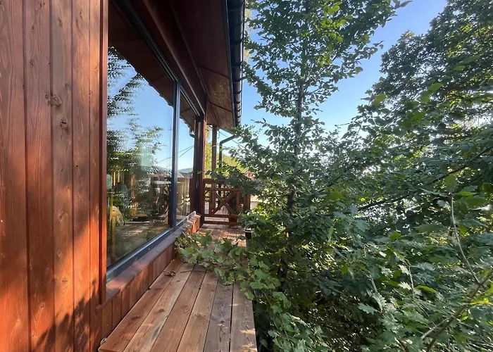 Nad Jeziorem W Gorach Holiday home